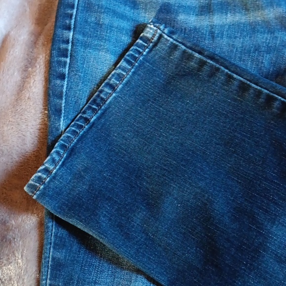 LEE RIDERS MIDRISE BOOT JEANS - Picture 2 of 5